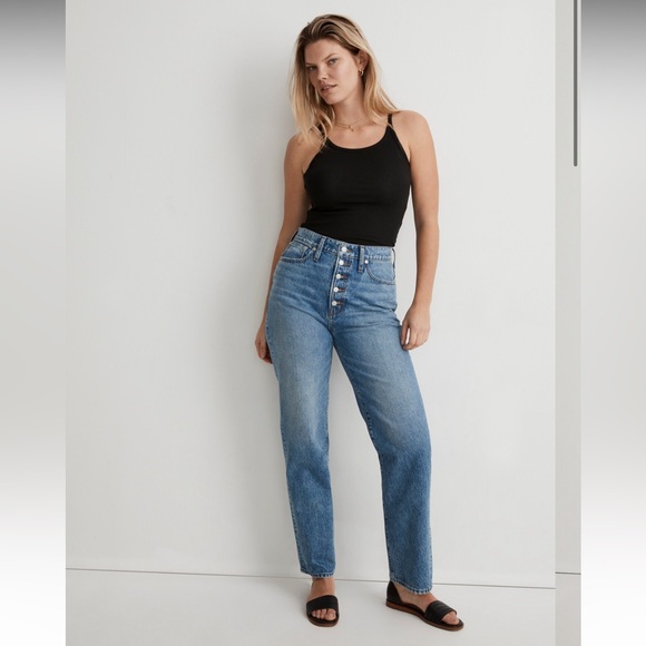 Madewell The Perfect Vintage Straight Jean in Delafield Wash: Button-Fly Edition - Picture 5 of 14